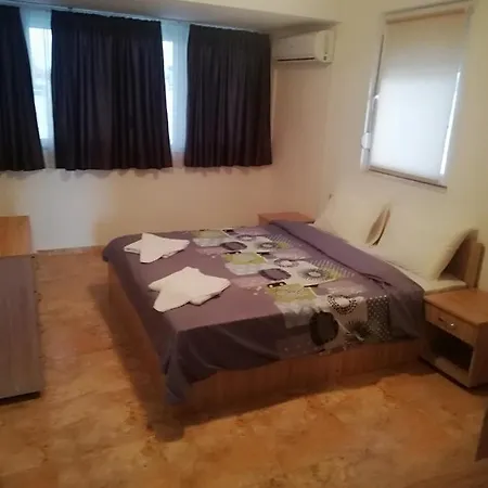 Deval House Tarfa,Lozenez *