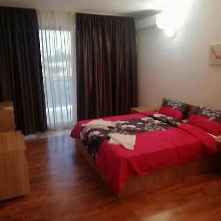 Deval House Tarfa,Lozenez בית הארחה