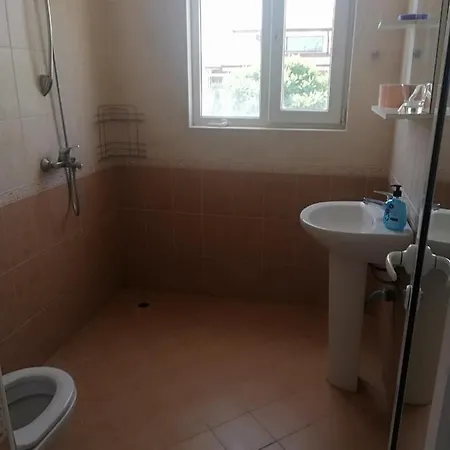 Deval House Tarfa,Lozenez בית הארחה